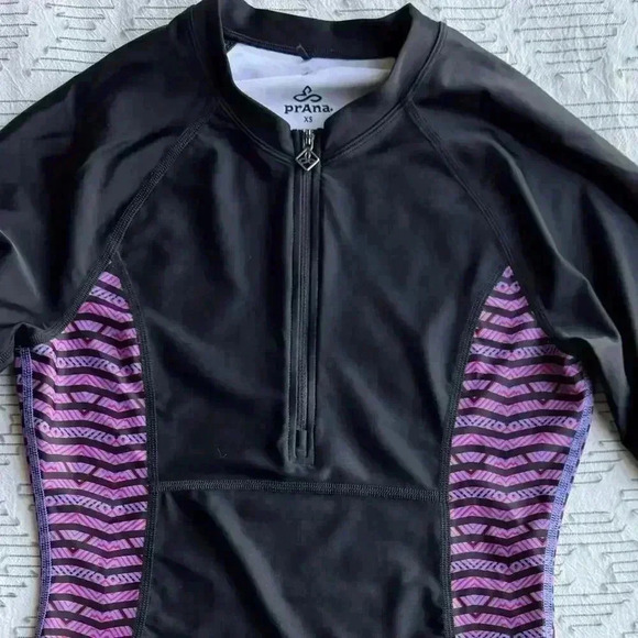 PRANA Rash Guard Surf Kayak SUP Women’s Size XS - Picture 3 of 6